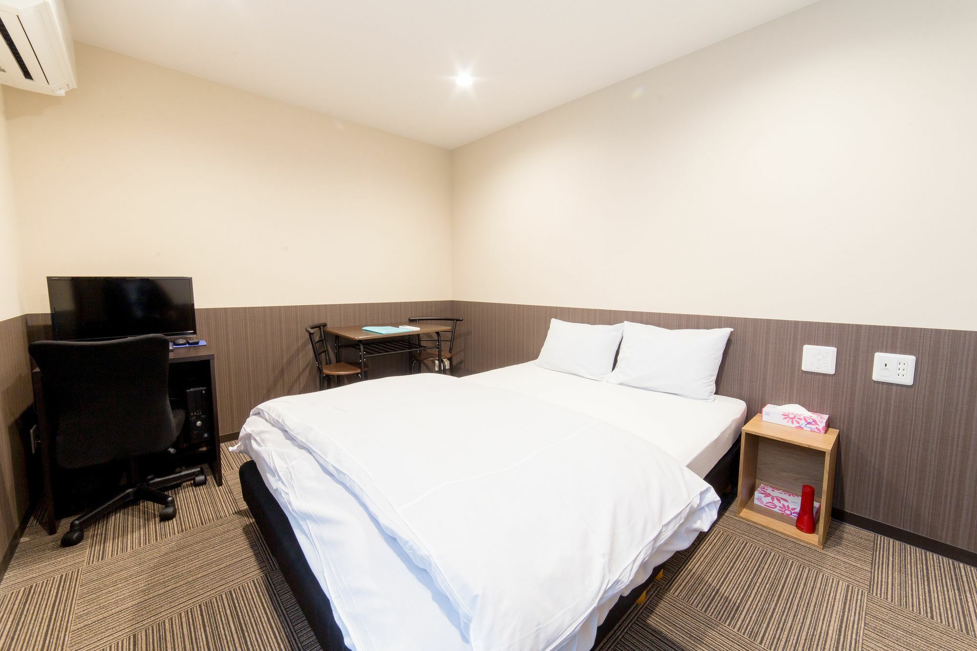 เลอ สตูดิโอ โกโจะ ทากากูระ Hotel เกียวโต ภายนอก รูปภาพ